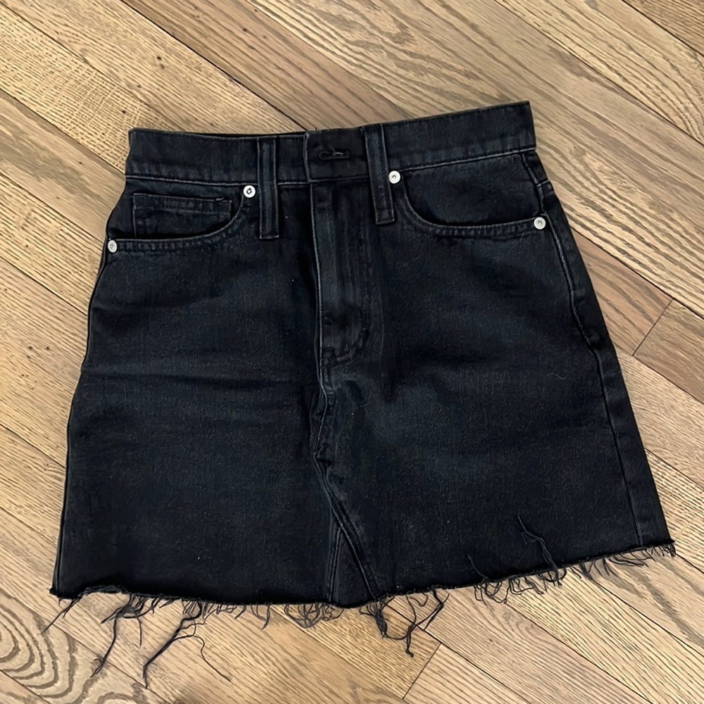 Madewell denim skirt
